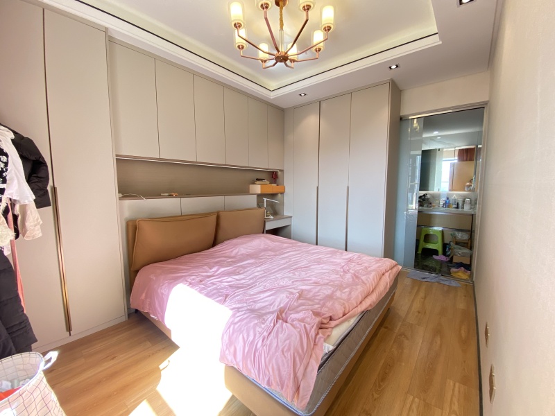 4室2廳2陽臺 江東境界臥室