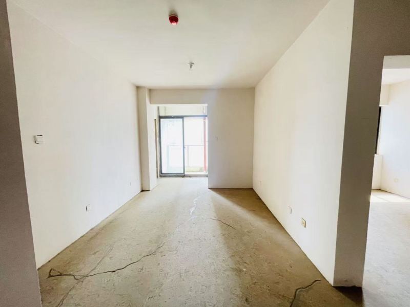 3室2廳1陽臺(tái) 譽(yù)峰峰景客廳