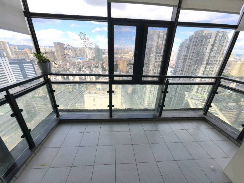 2室2廳1陽(yáng)臺(tái) 上東城陽(yáng)臺(tái)