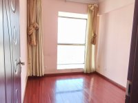 3室1廳1陽臺 銘門高第臥室