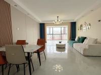 3室2廳2陽臺 新亞洲星體花園北區(qū)客廳