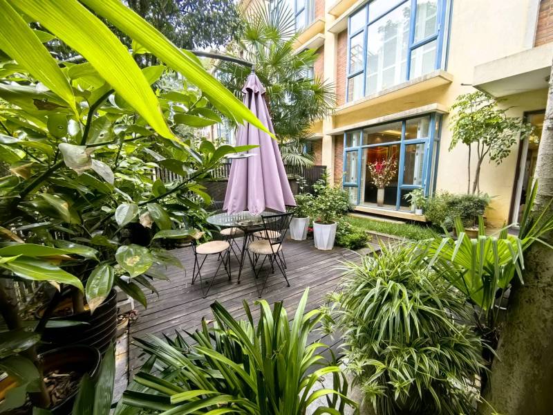 4室3廳2陽臺(tái) 云康園別墅自家花園