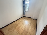 2室2廳1陽臺 嚴(yán)家地小區(qū)搬遷大院臥室