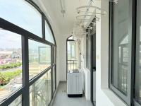 3室2廳2陽臺 新亞洲星體花園北區(qū)陽臺