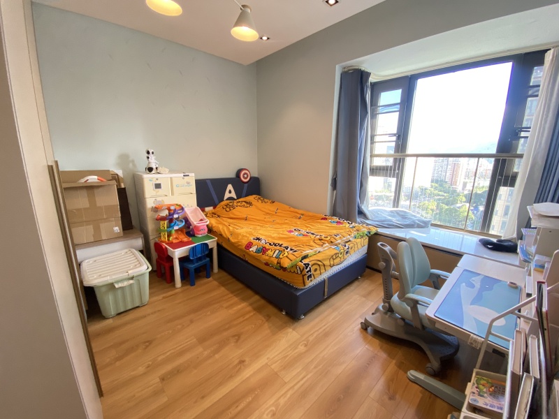 4室2廳2陽臺 江東境界臥室