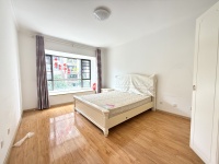 3室1廳1陽臺 西南海天璽苑臥室