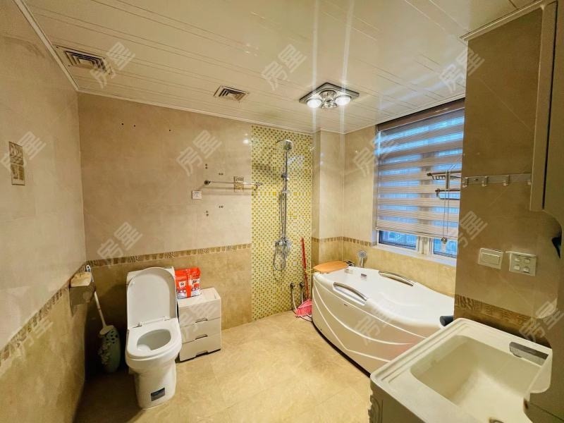 4室2廳2陽臺 ?？祷▓@衛(wèi)生間