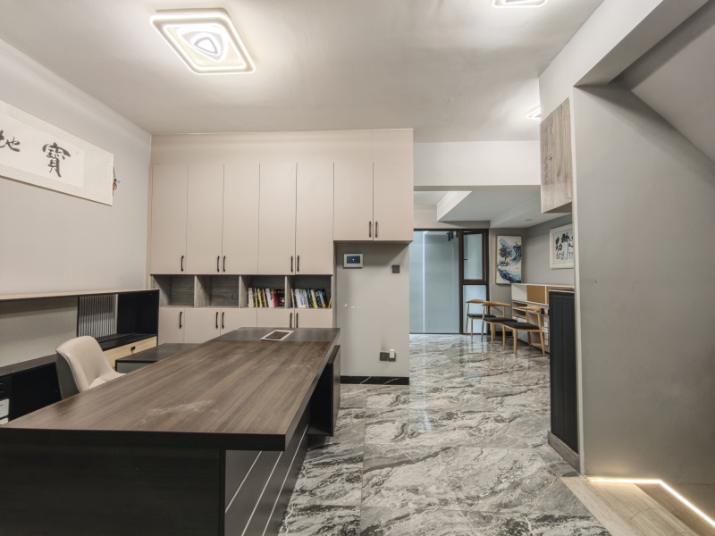 4室3廳1陽臺(tái) 中海云麓九里一期別墅書房