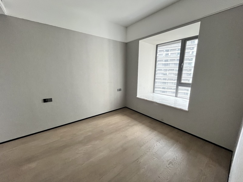 5室2廳2陽臺 龍湖錦粼天序臥室