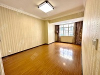 4室2廳2陽臺 裕康花園臥室