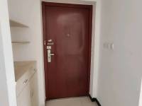 4室2廳2陽臺 金域緹香門廳