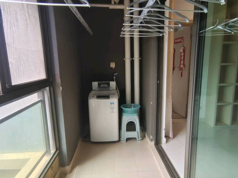 3室2廳1陽臺 金域緹香陽臺