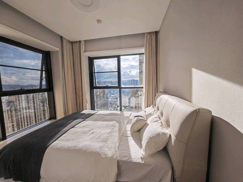 3室2廳1陽(yáng)臺(tái) 濱江俊園香儂組團(tuán)臥室