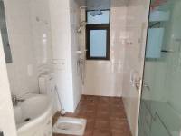 4室2廳2陽臺 金域緹香衛(wèi)生間