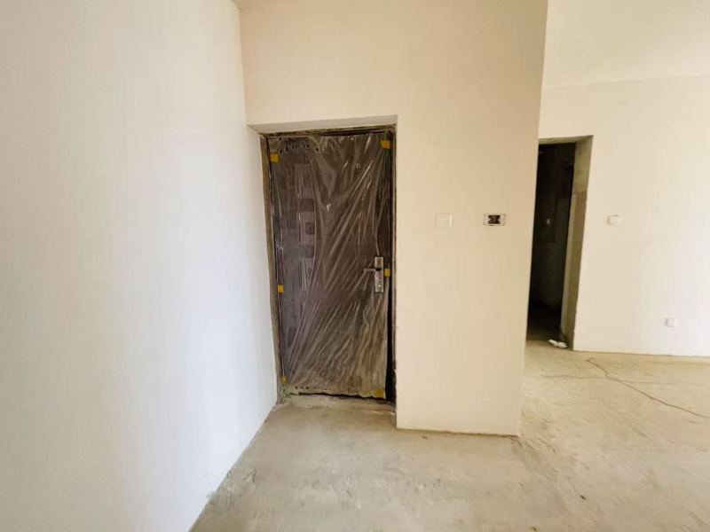 3室2廳1陽臺(tái) 譽(yù)峰峰景門廳