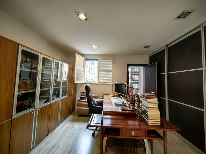 4室3廳2陽臺(tái) 云康園別墅臥室