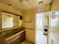 4室2廳2陽臺 ?？祷▓@衛(wèi)生間