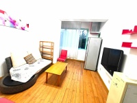 1室1廳1陽臺 水晶俊園客廳