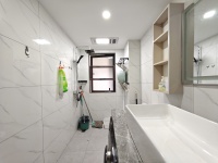 4室3廳1陽臺(tái) 中海云麓九里一期別墅衛(wèi)生間