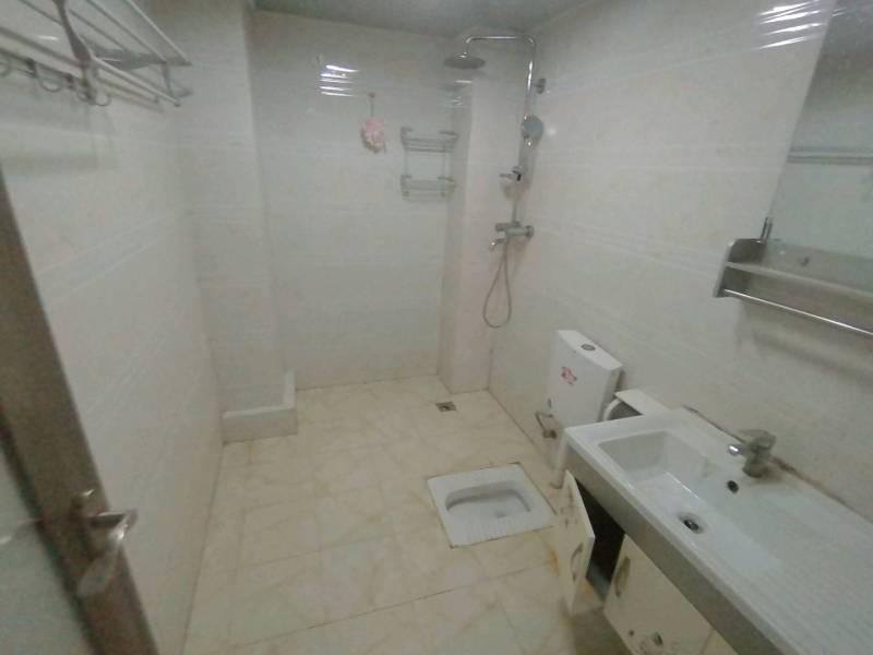 2室2廳1陽臺(tái) 同德昆明廣場(chǎng)上北區(qū)衛(wèi)生間