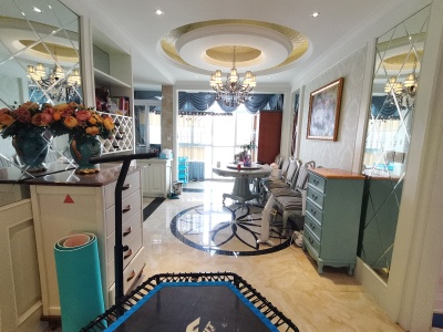 4室3廳2陽臺(tái) 金路苑