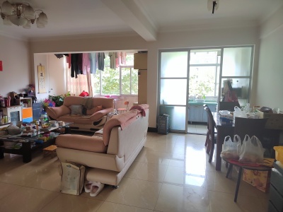 4室2廳 云客小區(qū)