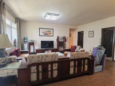 5室2廳2陽臺(tái) 云南映象C區(qū)