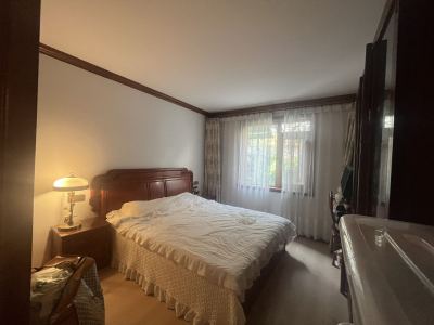 4室2廳2陽(yáng)臺(tái) 鴻興苑