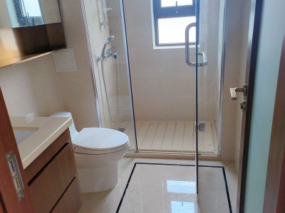 4室2廳2陽(yáng)臺(tái) 中海云著