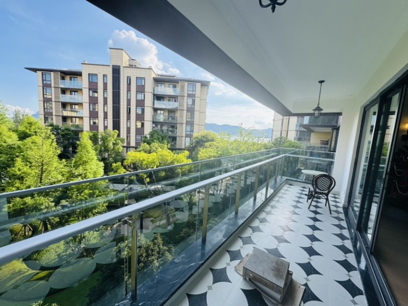 4室2廳 華夏四季二期陽臺