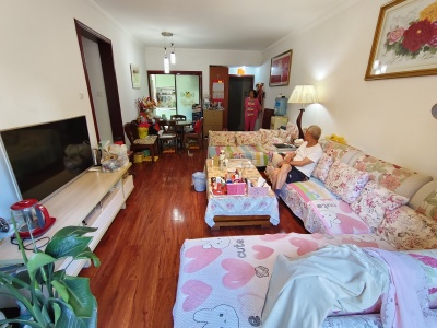 3室2廳1陽(yáng)臺(tái) 香樟俊園一期