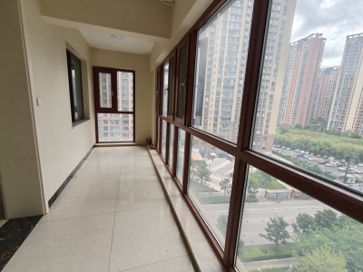 4室2廳1陽臺(tái) 潤城九重錦