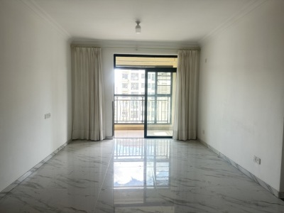 3室2廳2陽(yáng)臺(tái) 碧桂園璟臺(tái)