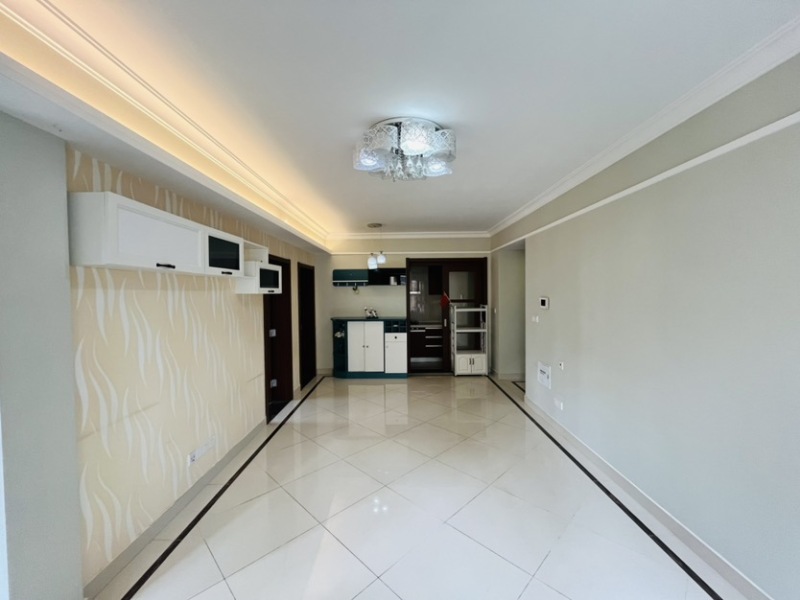 3室2廳1陽臺 金地悅天下一期客廳