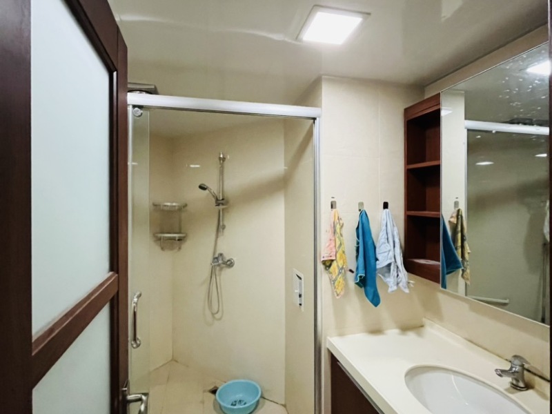 3室2廳1陽臺 金地悅天下一期衛(wèi)生間