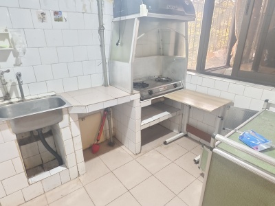 2室2廳1陽臺 昆華醫(yī)院職工宿舍