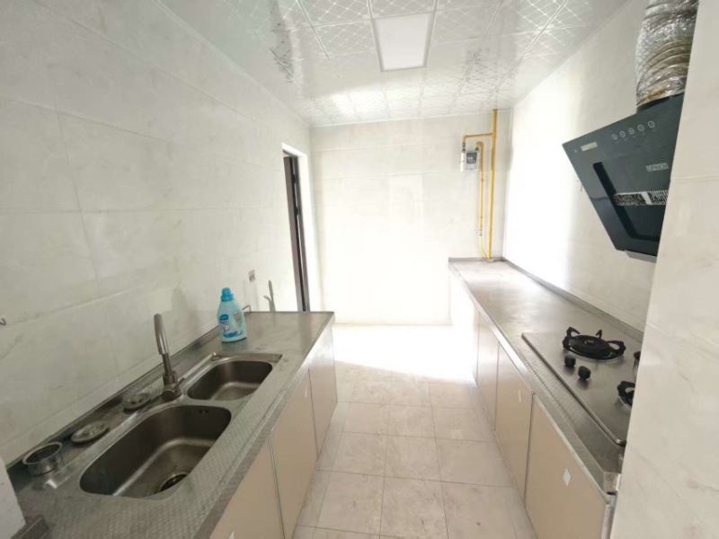 3室2廳 昆明湖中壩14號(hào)地塊臻園B區(qū)廚房