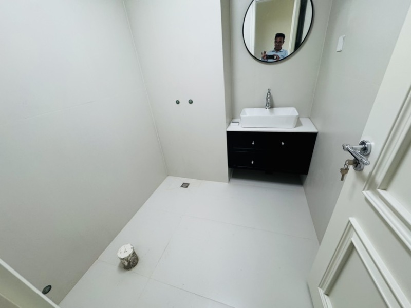 4室2廳 華夏四季二期衛(wèi)生間