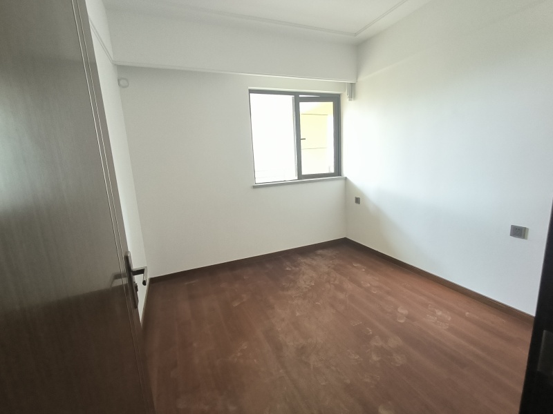 4室2廳2陽(yáng)臺(tái) 美的順城府臥室