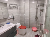 3室2廳1陽臺(tái) 萬宏國際三期衛(wèi)生間