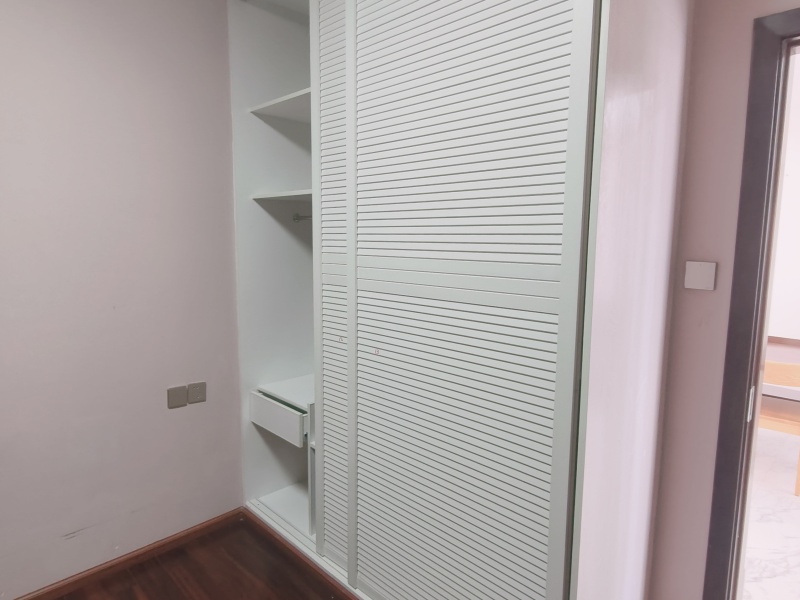 3室2廳1陽臺(tái) 萬宏國際三期臥室