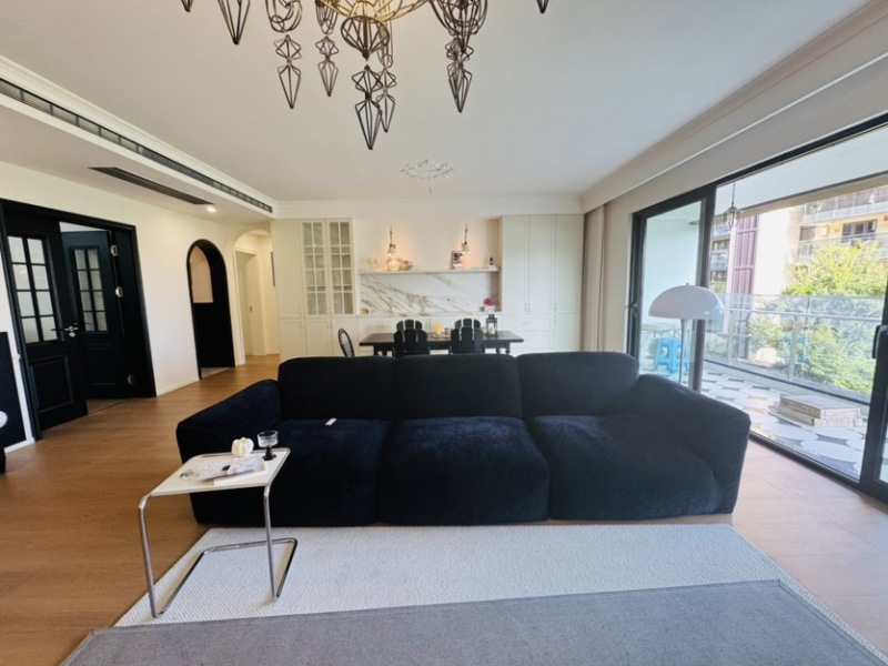 4室2廳 華夏四季二期客廳