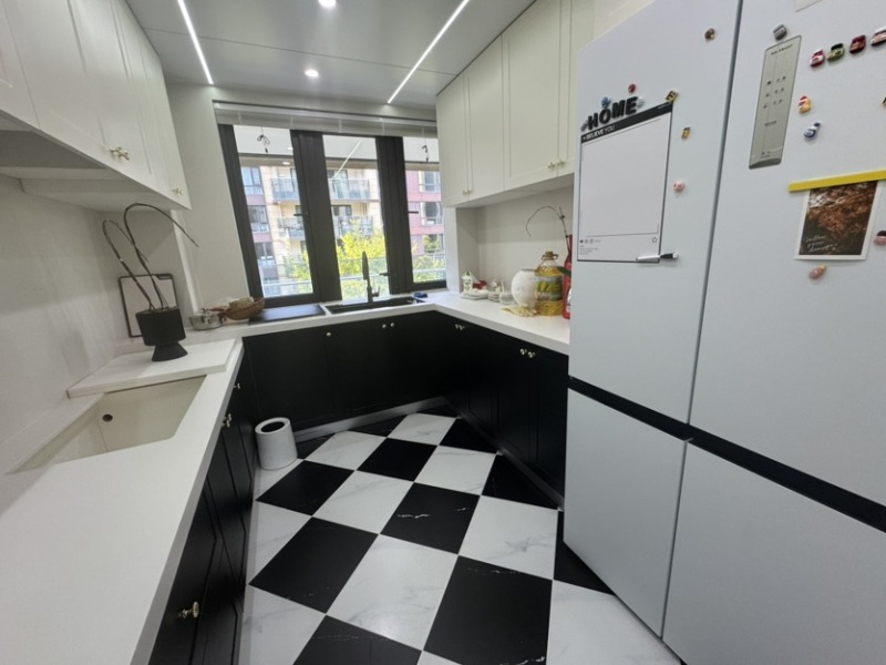 4室2廳 華夏四季二期廚房