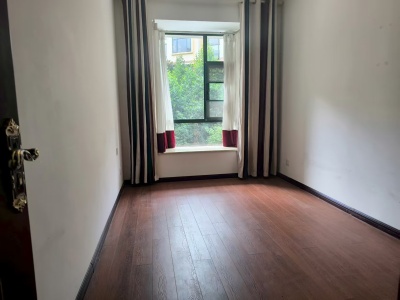 4室3廳1陽臺 金岸春天