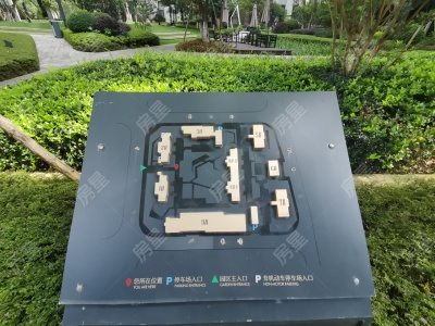 4室2廳2陽(yáng)臺(tái) 中交金地中央公園15號(hào)院