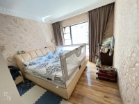 3室2廳1陽(yáng)臺(tái) 同德昆明廣場(chǎng)A區(qū)臥室