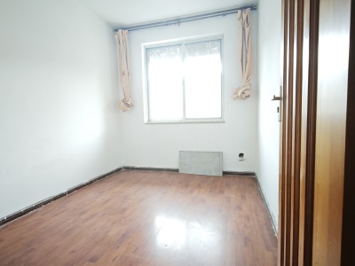 3室2廳 怡康溫泉新村A區(qū)