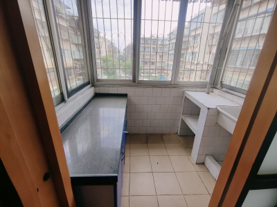 2室2廳1陽(yáng)臺(tái) 康宏小區(qū)