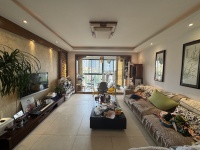 3室2廳 滇池印象花園客廳