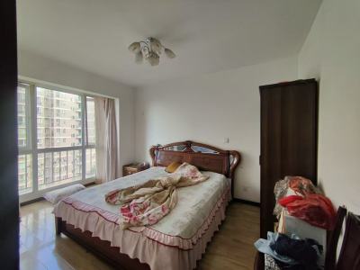 3室2廳2陽臺 世紀城嵐春苑